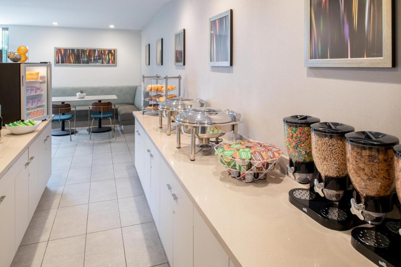 Hotel Lucent Menlo Park Ngoại thất bức ảnh