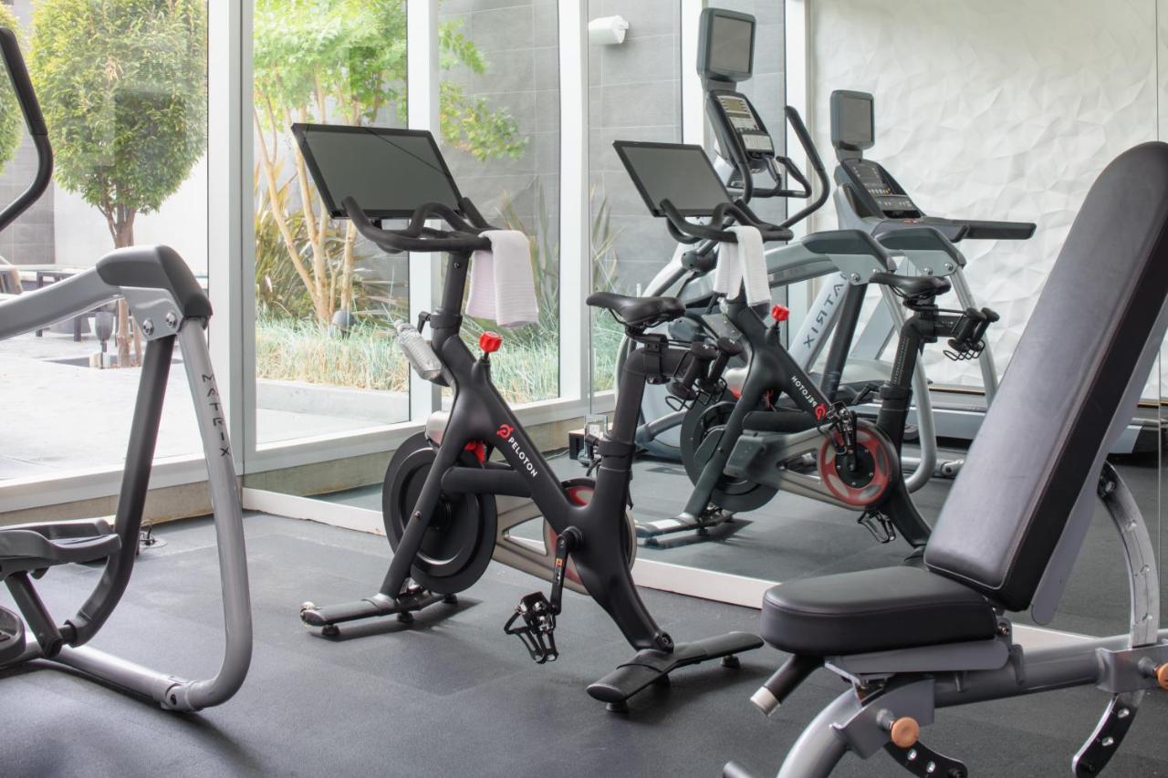 Hotel Lucent Menlo Park Ngoại thất bức ảnh